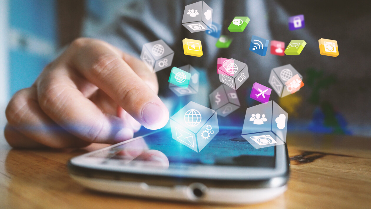 Social media, social listening, customer experience, cx